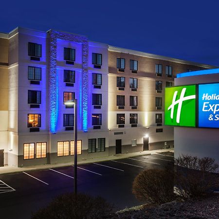 Holiday Inn Express Hotel & Suites Providence-Woonsocket By Ihg Exterior foto