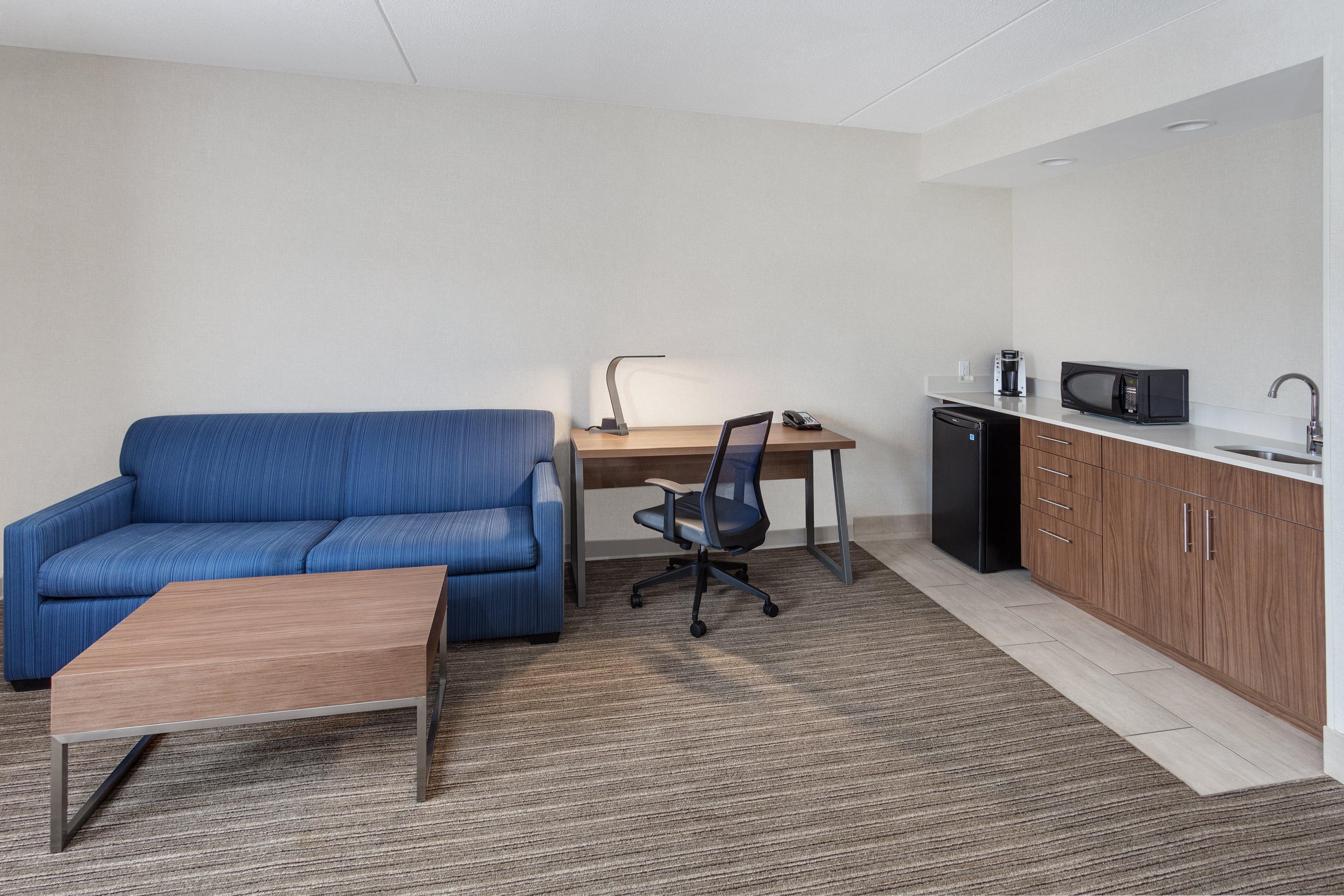 Holiday Inn Express Hotel & Suites Providence-Woonsocket By Ihg Exterior foto