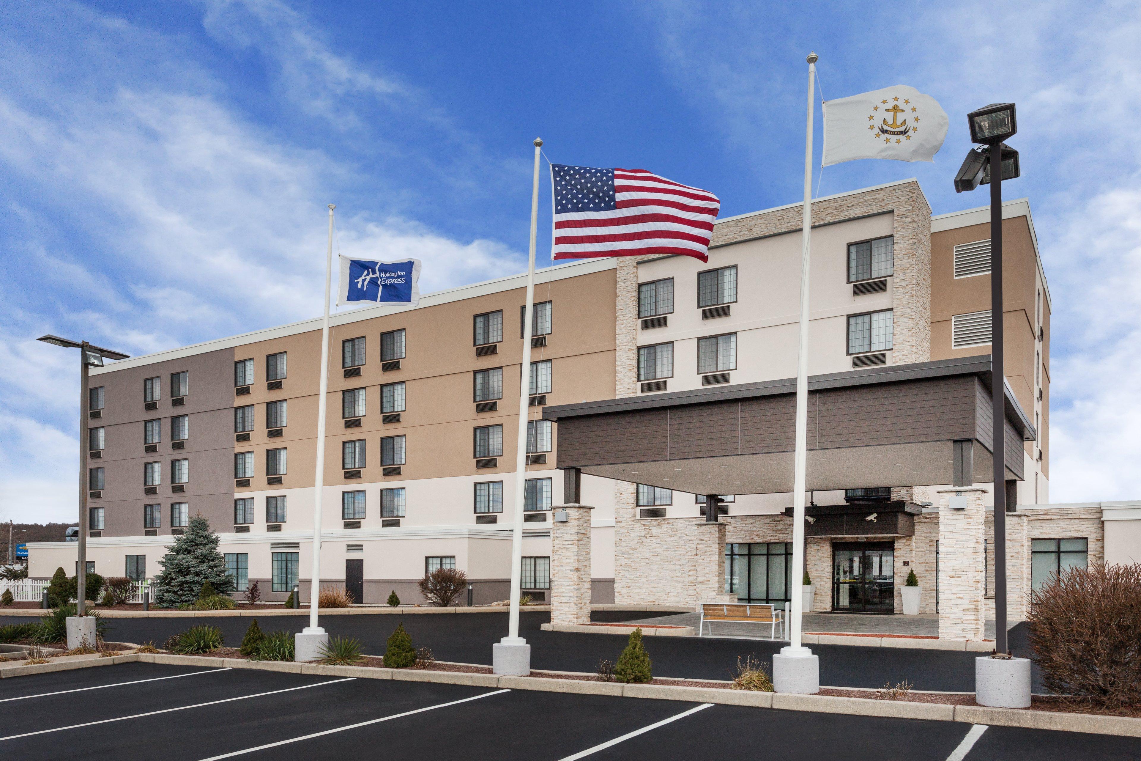 Holiday Inn Express Hotel & Suites Providence-Woonsocket By Ihg Exterior foto