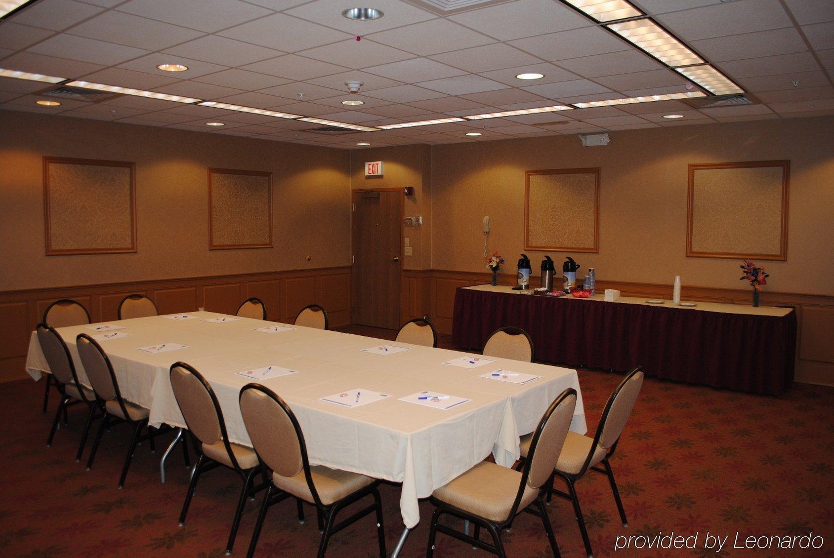 Holiday Inn Express Hotel & Suites Providence-Woonsocket By Ihg Negocio foto