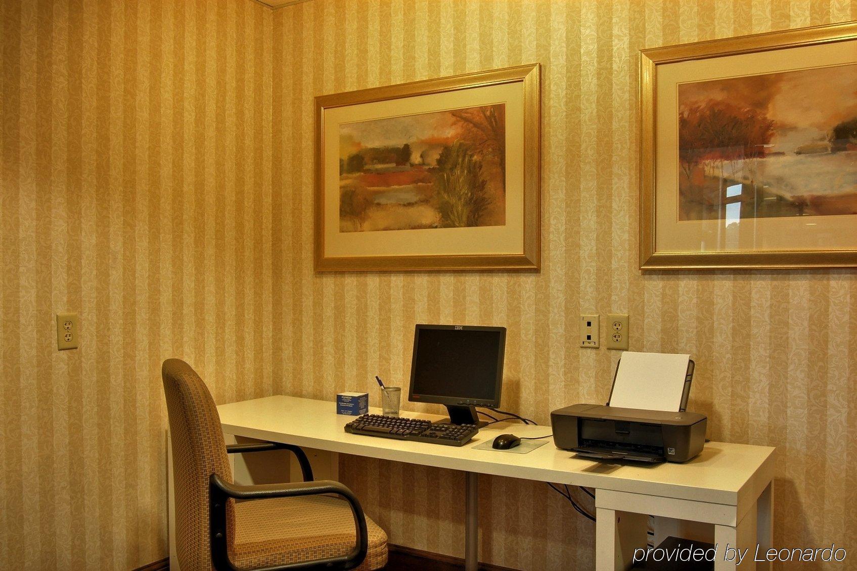 Holiday Inn Express Hotel & Suites Providence-Woonsocket By Ihg Negocio foto