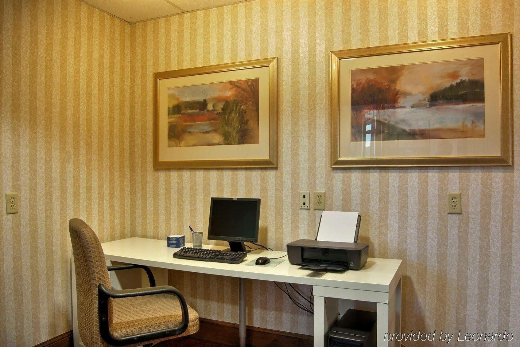 Holiday Inn Express Hotel & Suites Providence-Woonsocket By Ihg Negocio foto